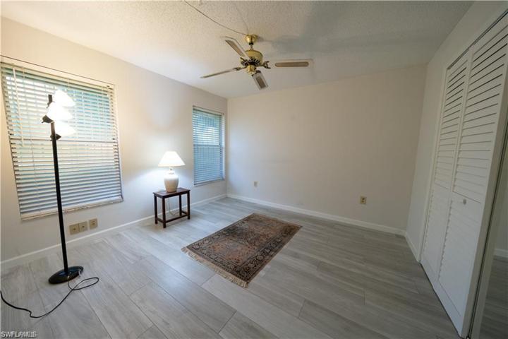 4827  17th SW AVE, Naples, FL 34116