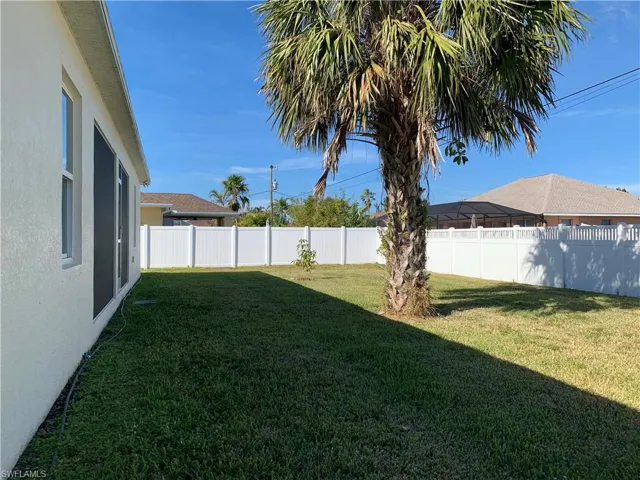 1417 SW 12th  TER, Cape Coral, FL 33991