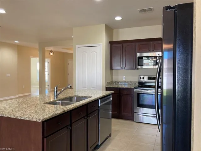 1417 SW 12th  TER, Cape Coral, FL 33991