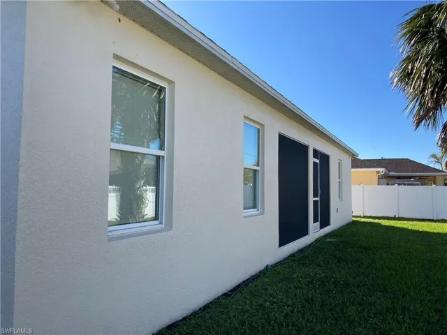 1417 SW 12th  TER, Cape Coral, FL 33991