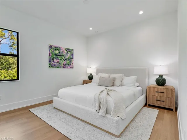 4th Bed/Guest Bedroom with Bathroom