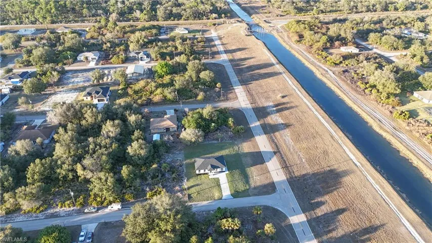 View of property location featuring a large body of water