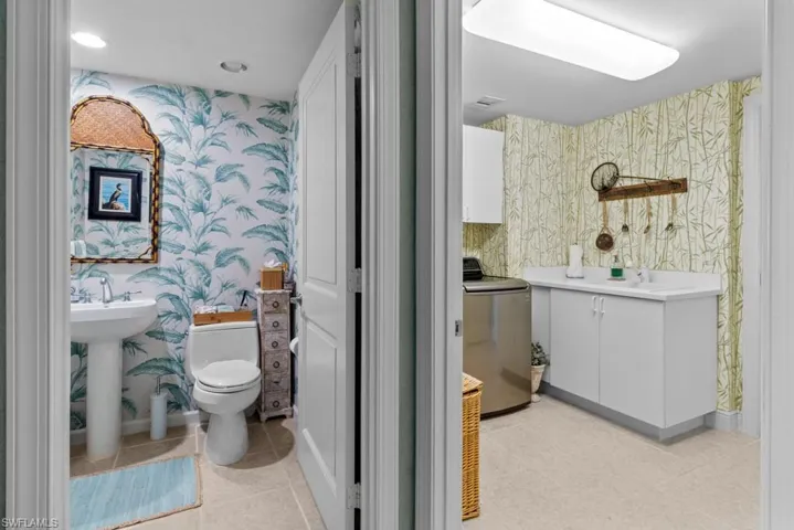 1060  Borghese  LN, Naples, FL 34114