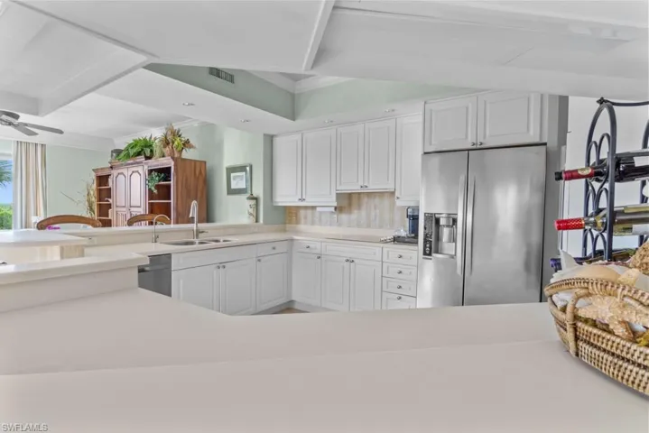 1060  Borghese  LN, Naples, FL 34114