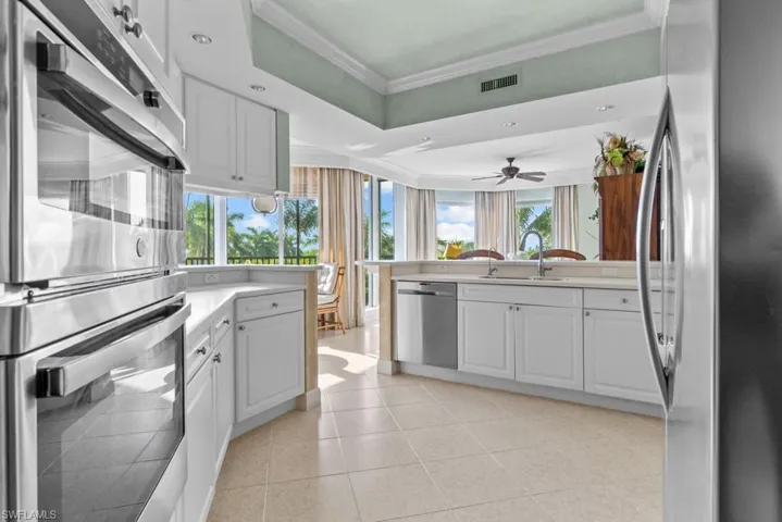 1060  Borghese  LN, Naples, FL 34114