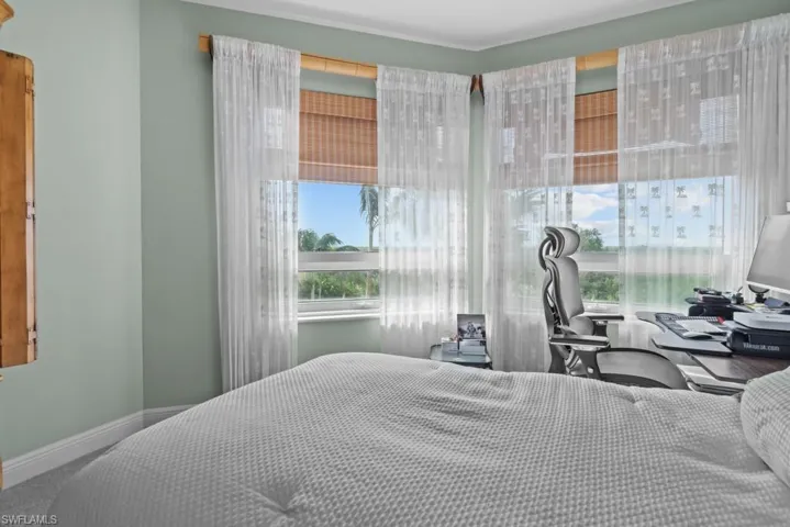 1060  Borghese  LN, Naples, FL 34114