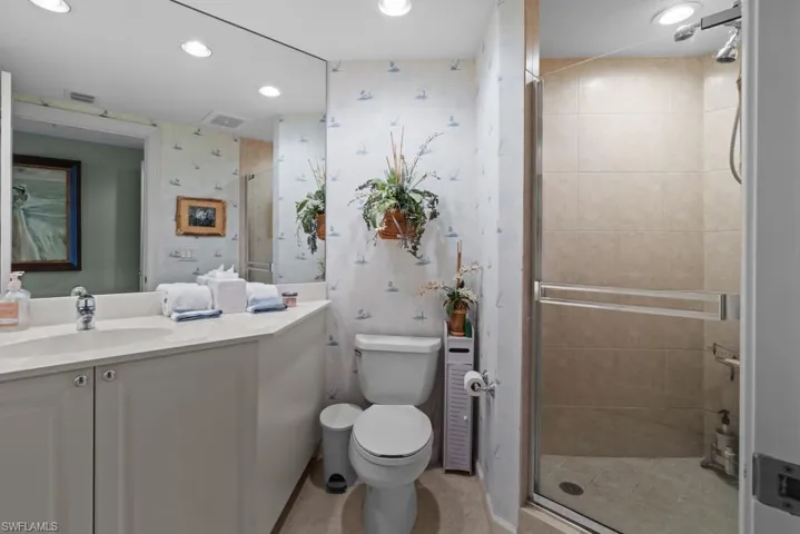 1060  Borghese  LN, Naples, FL 34114
