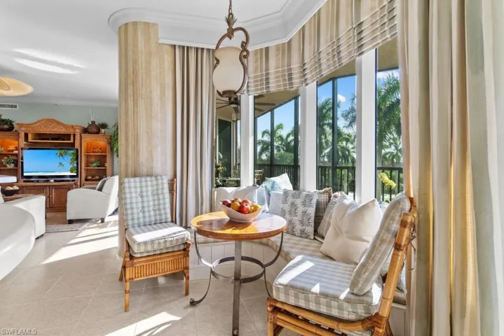 1060  Borghese  LN, Naples, FL 34114