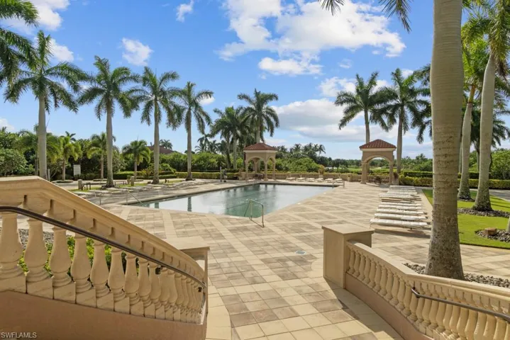 1060  Borghese  LN, Naples, FL 34114