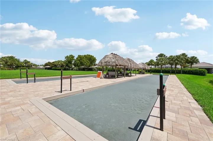 2538 Blackburn Cir, Cape Coral, Florida 33991