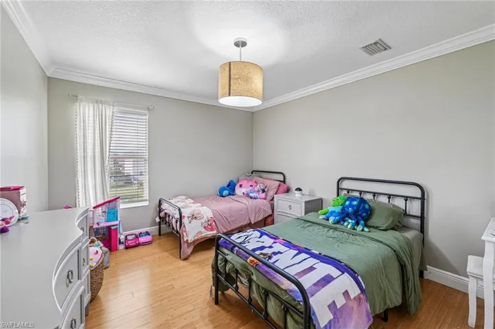 2538 Blackburn Cir, Cape Coral, Florida 33991