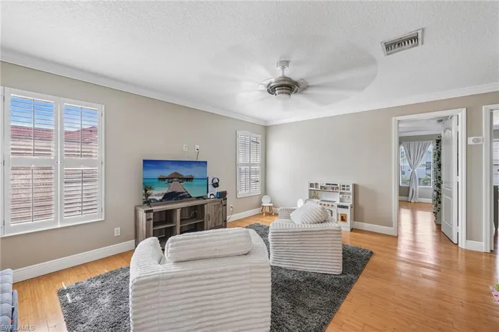 2538 Blackburn Cir, Cape Coral, Florida 33991