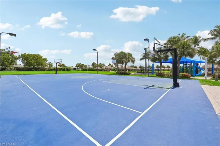 2538 Blackburn Cir, Cape Coral, Florida 33991