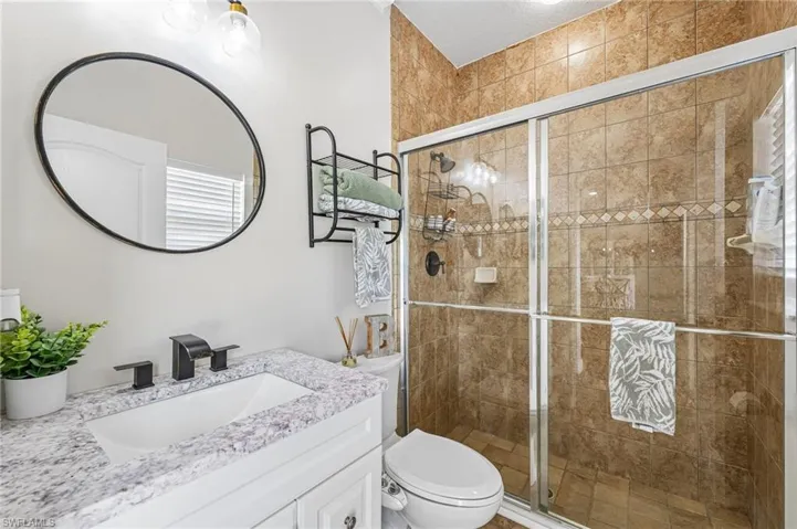 2538 Blackburn Cir, Cape Coral, Florida 33991