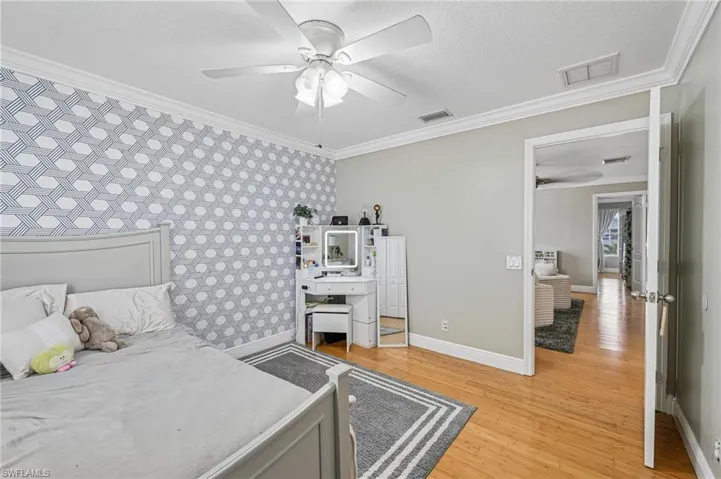 2538 Blackburn Cir, Cape Coral, Florida 33991