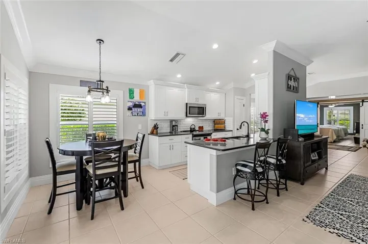 9539  Hemingway  LN, Fort Myers, FL 33913