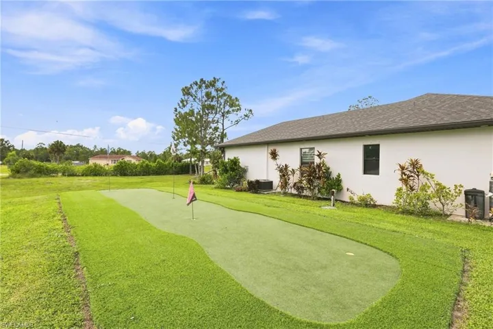 2885 41st Ave Ne, Naples, Florida 34120