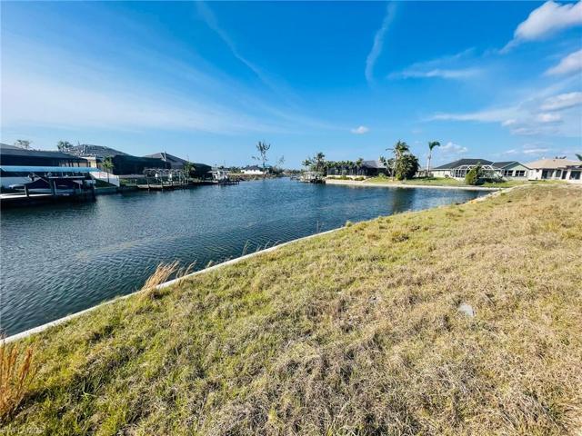 2822 SW 17th AVE, CAPE CORAL FL 33914