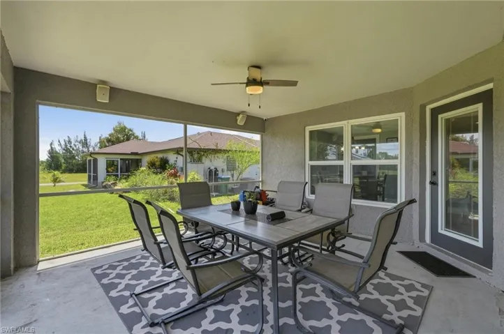 1927 Ne 33rd St, Cape Coral, Florida 33909