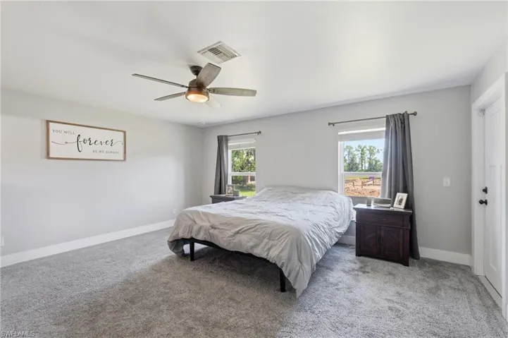 1927 Ne 33rd St, Cape Coral, Florida 33909
