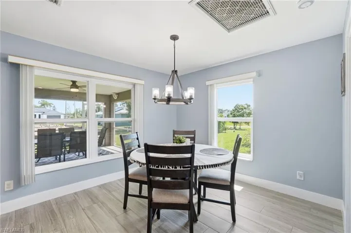 1927 Ne 33rd St, Cape Coral, Florida 33909