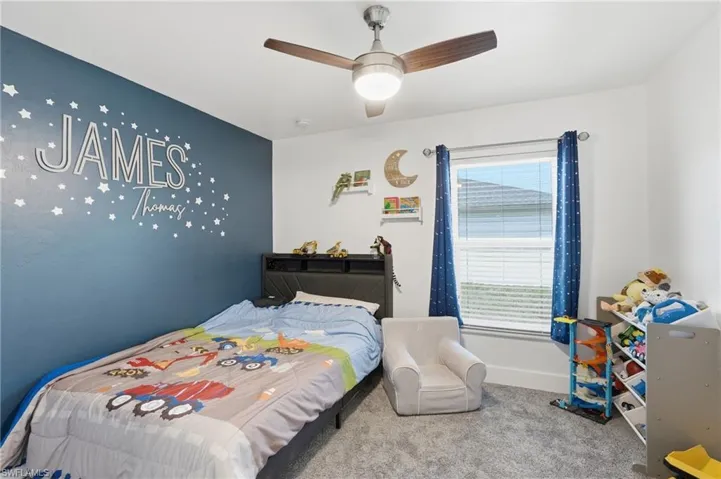 1927 Ne 33rd St, Cape Coral, Florida 33909