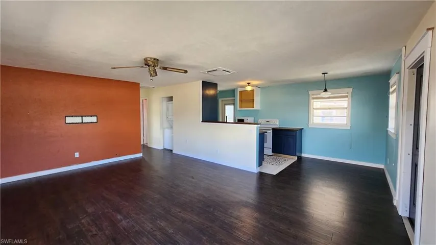 1169  Cherokee  AVE, Lehigh Acres, FL 33936