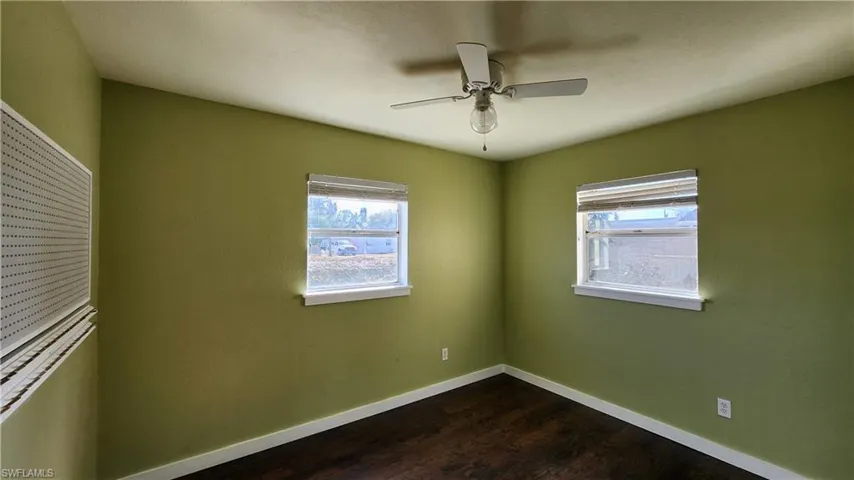 1169  Cherokee  AVE, Lehigh Acres, FL 33936