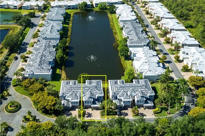 Best Location! Long Lake View with Fountain