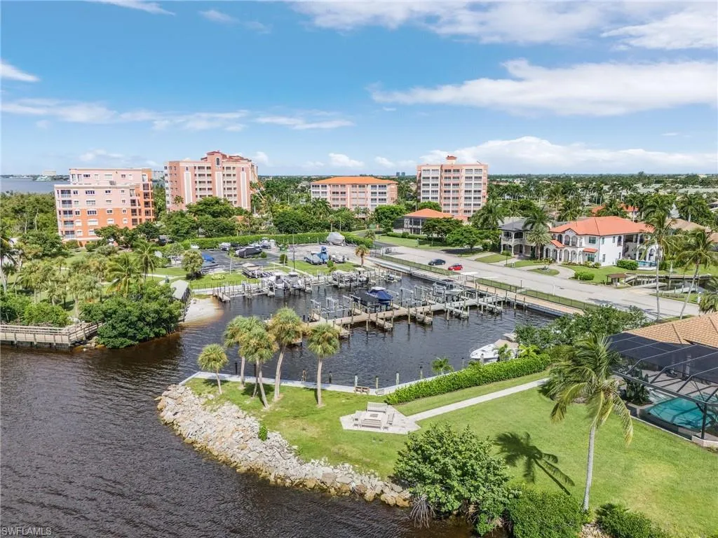 11653 Pointe Circle DR, Fort Myers, FL 33908,224072212