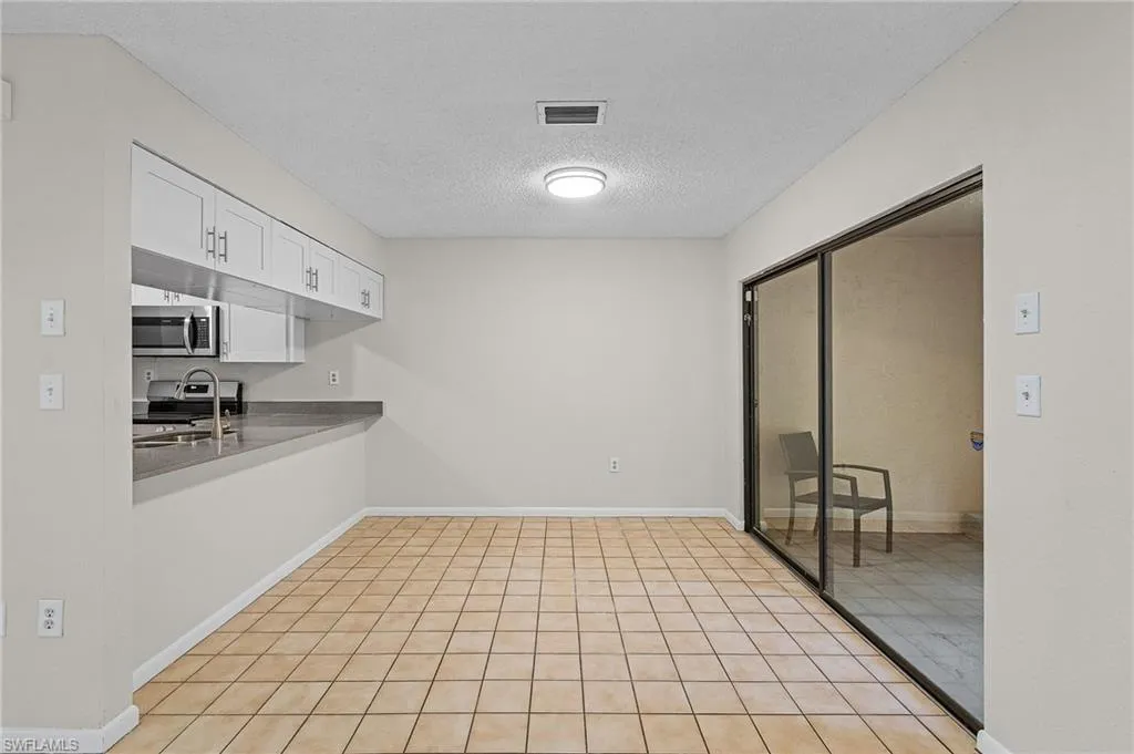 11653 Pointe Circle DR, Fort Myers, FL 33908,224072212