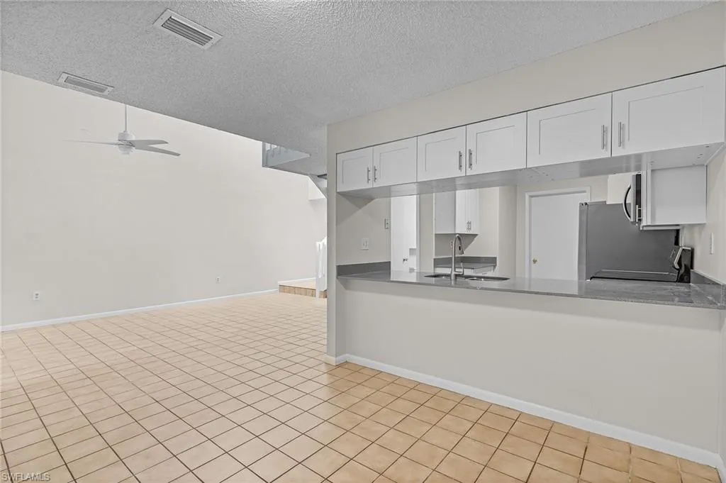 11653 Pointe Circle DR, Fort Myers, FL 33908,224072212