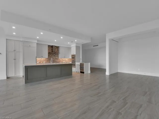 4810 Pelican Colony Blvd 304, Bonita Springs, Florida 34134