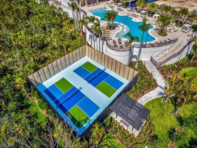 4810 Pelican Colony Blvd 304, Bonita Springs, Florida 34134