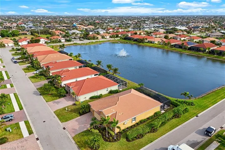 2994 Sunset Pointe Cir, Cape Coral Fl 33914