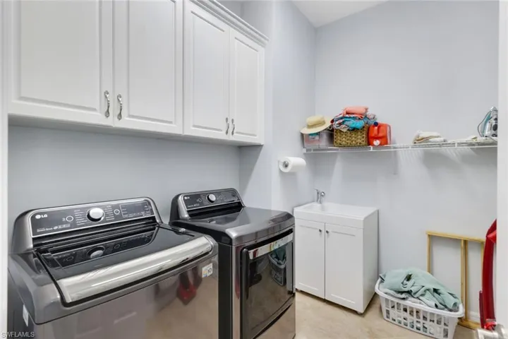 2994 Sunset Pointe Cir, Cape Coral Fl 33914