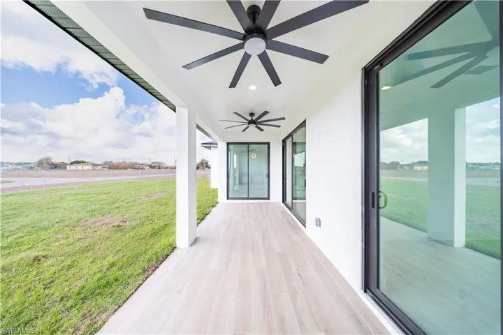 View of patio / terrace with a ceiling fan