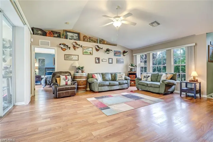 4070 10th Ave Se, Naples, Florida 34117