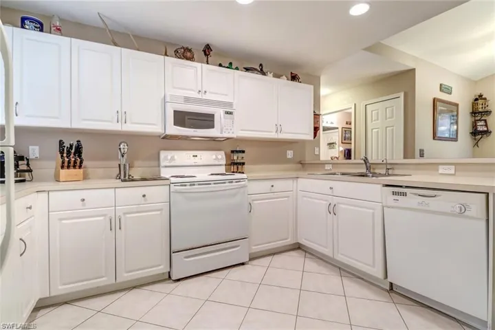4070 10th Ave Se, Naples, Florida 34117