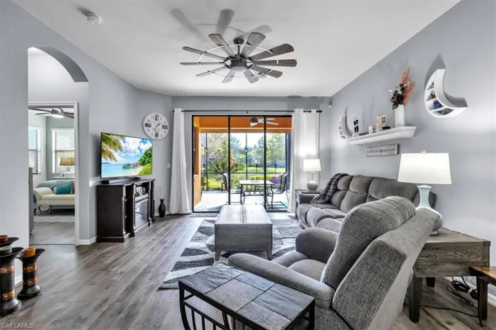 3717 Pino Vista Way, Estero, Florida 33928