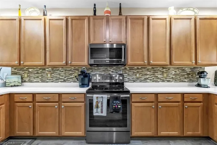 3717 Pino Vista Way, Estero, Florida 33928