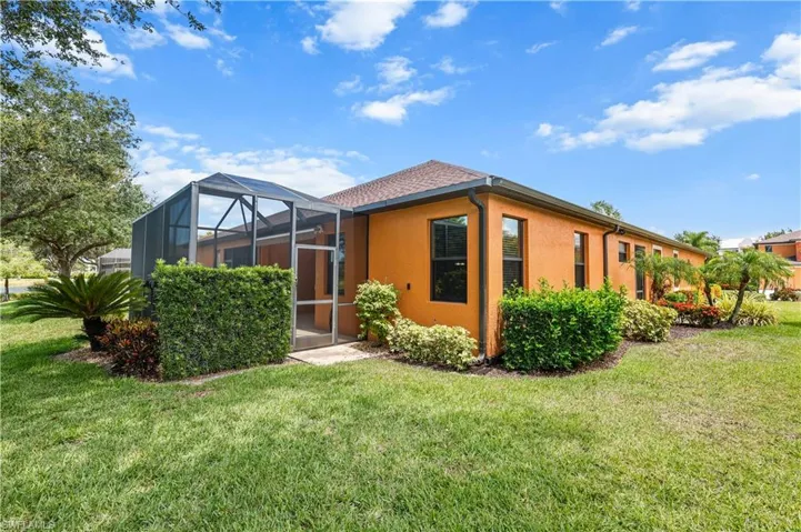 3717 Pino Vista Way, Estero, Florida 33928
