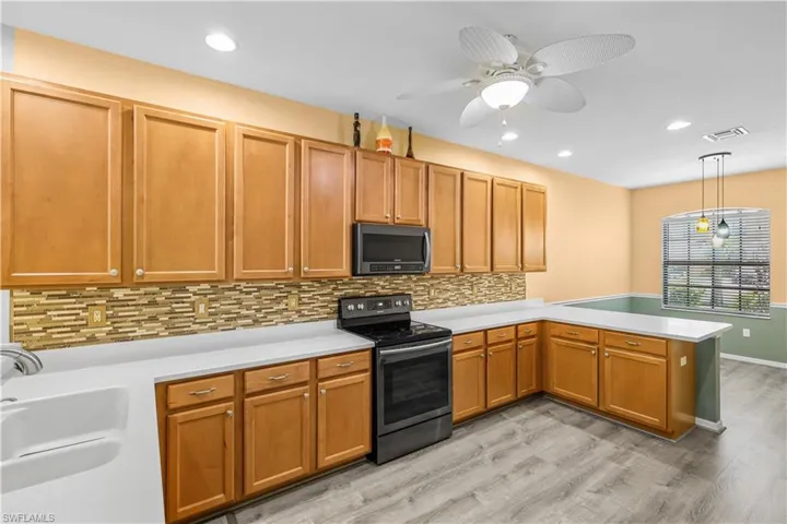 3717 Pino Vista Way, Estero, Florida 33928