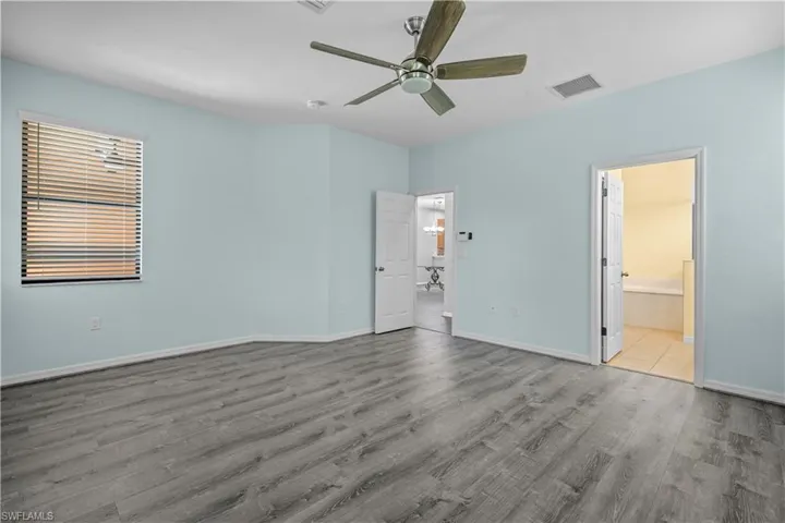 3717 Pino Vista Way, Estero, Florida 33928