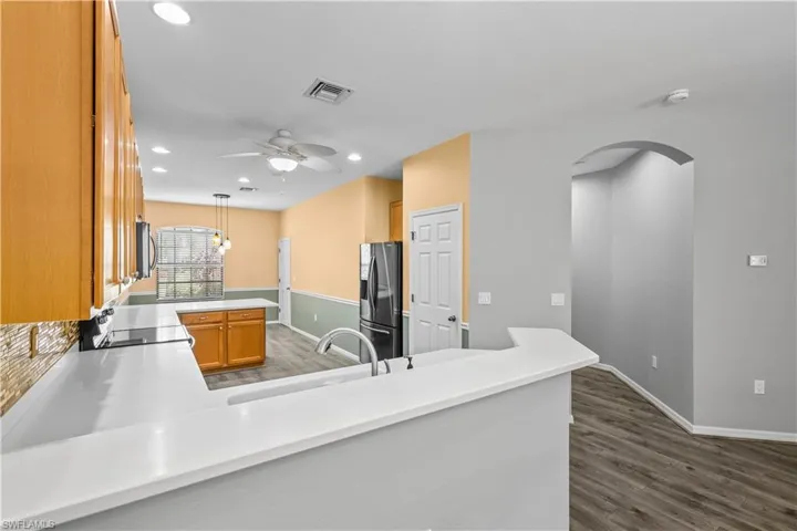 3717 Pino Vista Way, Estero, Florida 33928