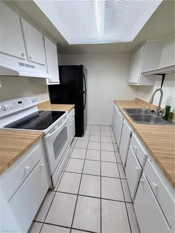 12636 Kenwood Ln B, Fort Myers, Florida 33907