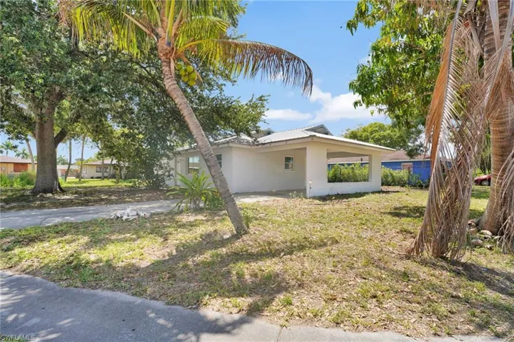 4800 Zana Dr, Fort Myers, Florida 33905