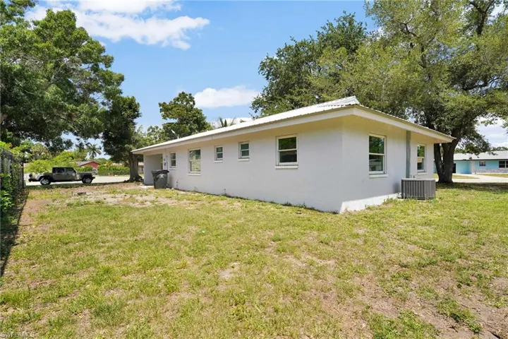 4800 Zana Dr, Fort Myers, Florida 33905
