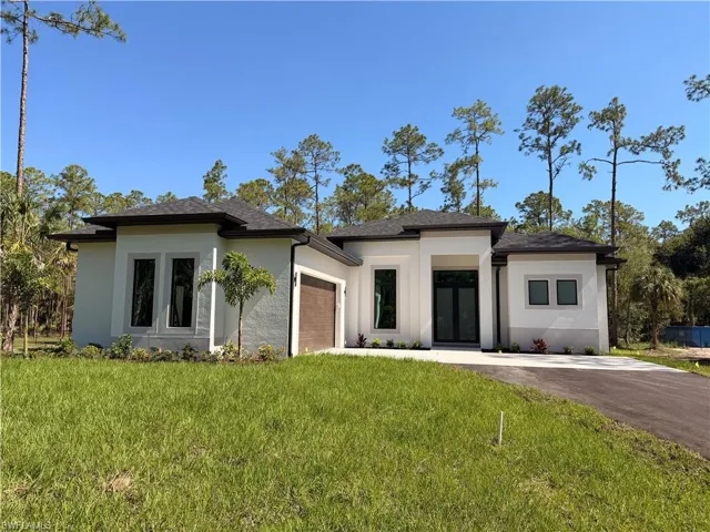 3359  6th SE AVE, Naples, FL 34117