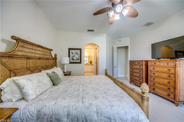 5912  Tarpon Gardens  CIR, Cape Coral, FL 33914